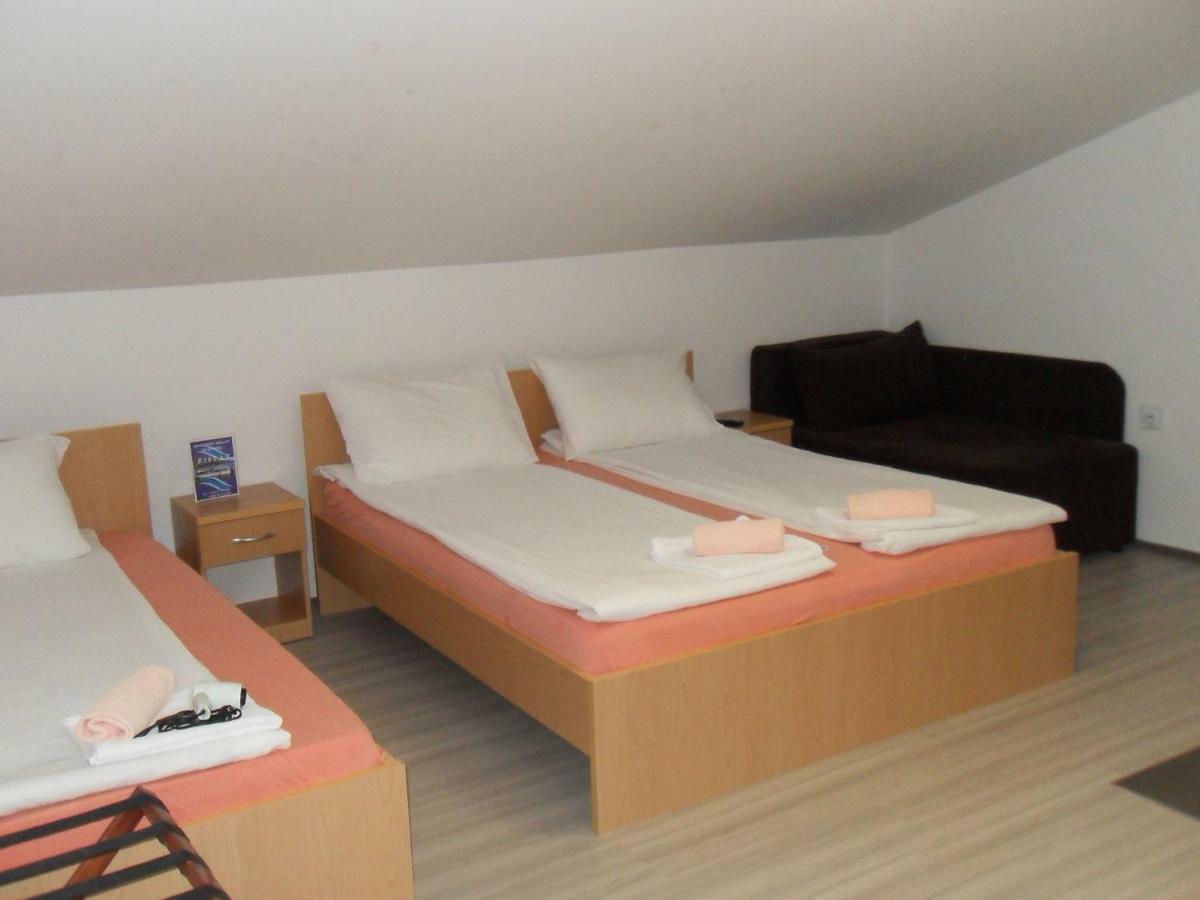 Apartments Ristak オフリド エクステリア 写真